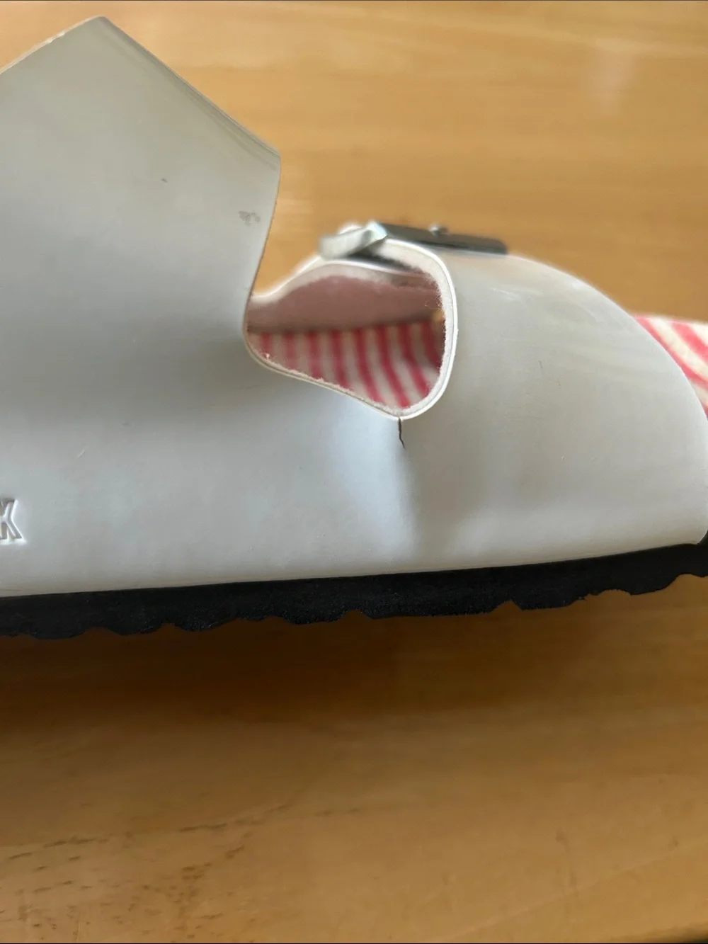 Birkenstock White Patent Leather Arizona Sandals size EUR 39, US 8.5